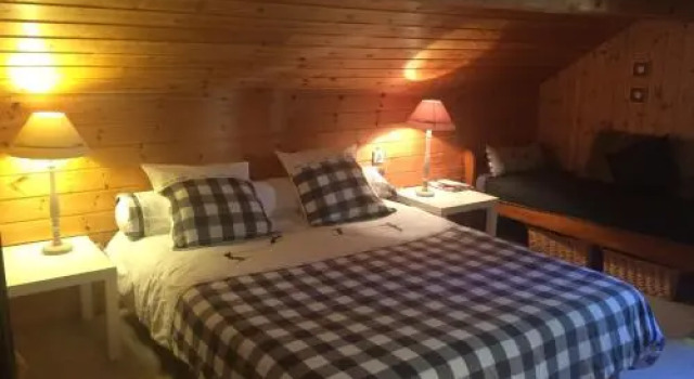 Chalet Pomme de Pin, Rezervați Cabana Formigueres Pyrénées-Orientales