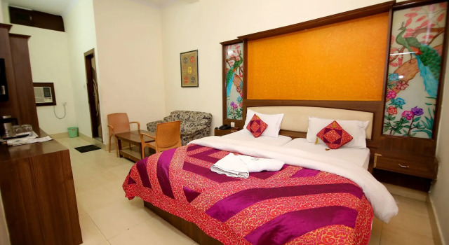 Hotel Midtown, Book Hotel Haridwar Uttarakhand