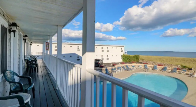 Четырёхместный номер Standard oceanfront Sea View Inn