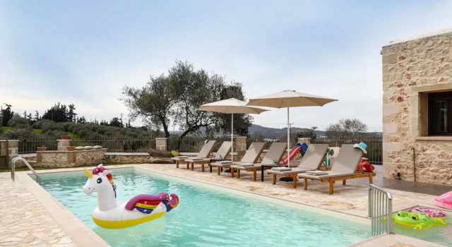 Вилла Deluxe Heliopetra Lux Villa with private Pool