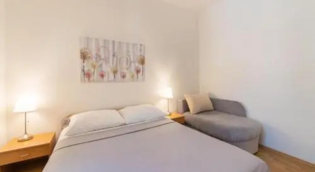 Apartments M&F, Забронировать Апартаменты/квартира Отели Подаца с парковкой, Парковка