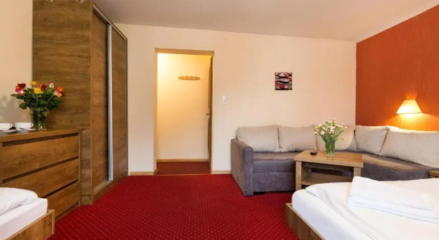 Трёхместный номер Standard с балконом Hotel Post Fusch