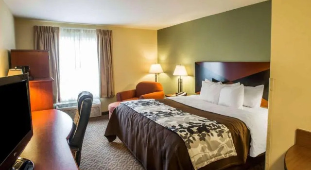 Sleep Inn & Suites Oakley Area, 预订 酒店 Oakley 堪萨斯州