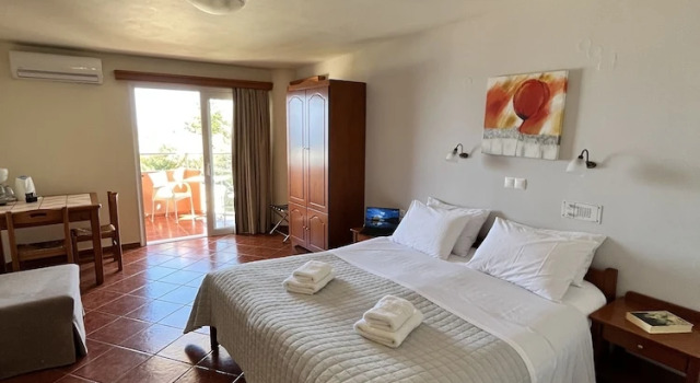 Двухместный номер Superior с балконом и с видом на море Iolkos Hotel Apartments