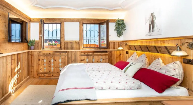 Апартаменты с балконом Historic Lakeview Apartments Hallstatt