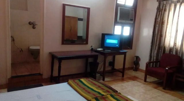 Samrat Ashok by iROOMZ, Rezervovat Hotel Hotely v Bangalore s parkováním, Parkování