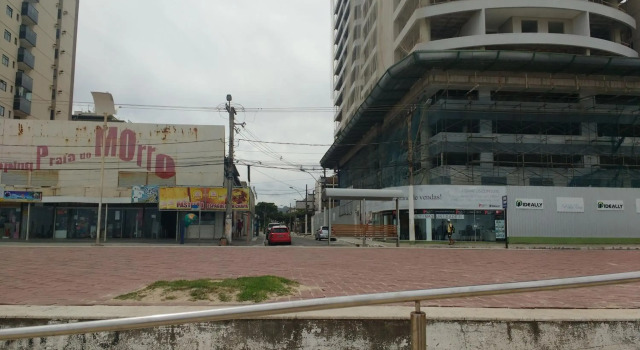 Praia do morro com Wi-Fi, Забронировать Отель Отели Гуарапари с парковкой, Парковка