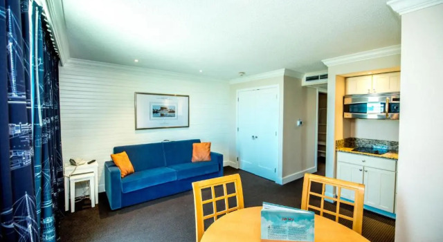 Люкс Deluxe Port Royal Oceanfront Hotel