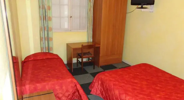 Hotel Edmond's, Rezervovat Hotel Hotely v Monako se snídaní, Snídaně