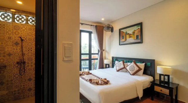 Двухместный номер Deluxe с балконом и с видом на город Khoi Nguyen Villa