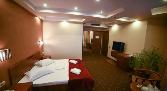 Apartmán Hotel Luxor