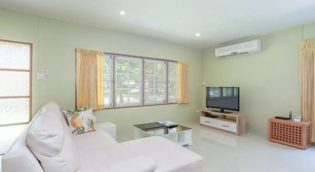 Вилла с 2 комнатами в саду Fisherman Way Beach Villa