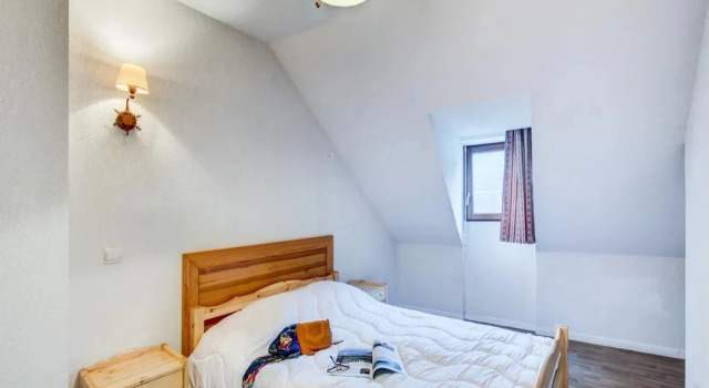 Central Apartment Near Luchon Cable Cars