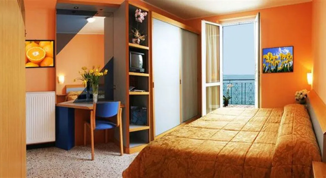 Hotel Badano sul Mare, Buchen Sie Hotel Alassio Palmenriviera