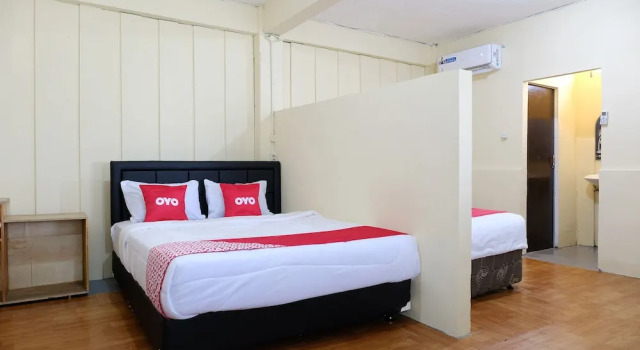 Guest House D'makmoer by OYO Rooms, Prenota Affittacamere Belitung Belitung Island