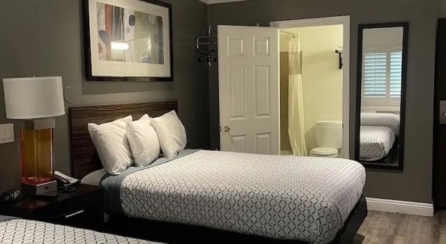 Четырёхместный номер Standard La Casa Inn