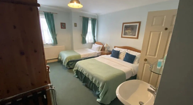 Трёхместный номер Standard Pickwicks Guest House