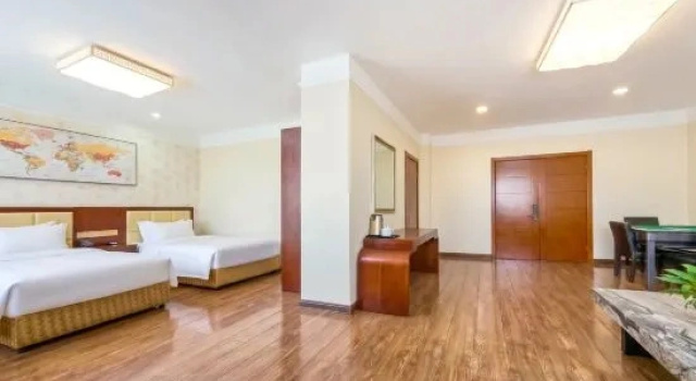 Семейный люкс с видом на город Hit Business Hotel - Harbin