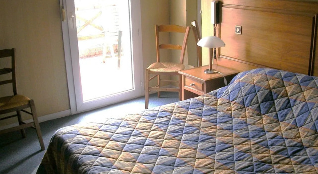 Hôtel Le Saint Pierre à St-Pierre de Chignac en Périgord, Забронировать Отель Сен-Пьер-де-Шиньяк White Perigord