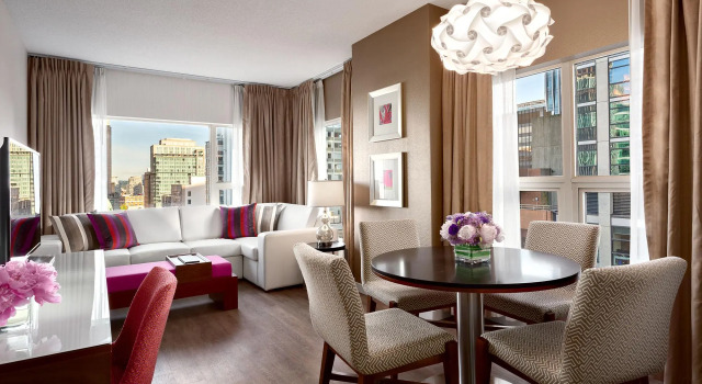 Двухместный люкс с видом на город Auberge Vancouver Hotel