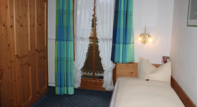Номер Standard Pension Lugeck