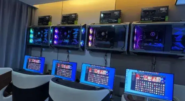 Yunxi E-sports Homestay, Rezerwuj Hotel Hotele w Deyang z parkingiem, Parking