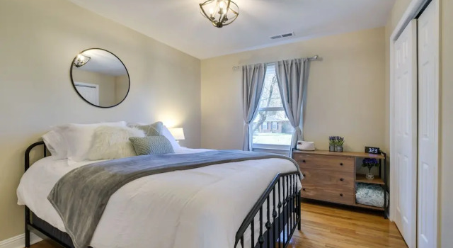 Sunny Family Home, 3 Mi to High Point Market!, 预订 度假屋 海波因特 北卡罗莱纳州