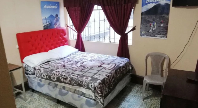 Hotel Estacion Gerona Bed & Breakfast