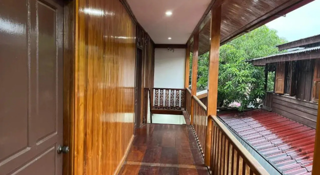Трёхместный номер Standard с балконом Luang Prabang Xayana Hotel
