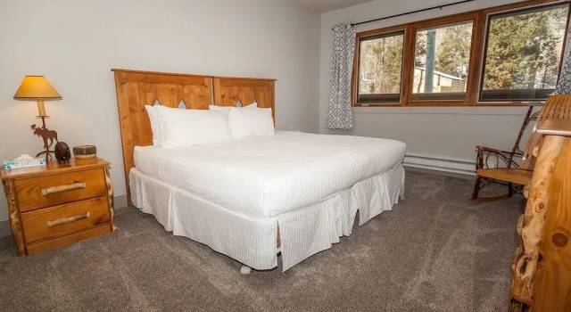Quicksilver #1666 - 2 Br Condo