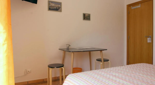 Tir Na Nog, Rezervovat Hotel Hotely v Oeste s parkováním, Parkování