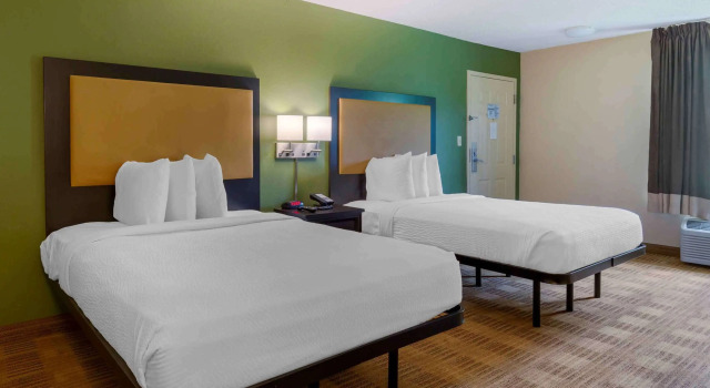 Четырёхместный люкс Extended Stay America Select Suites - Durham - University