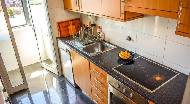 Porto Cozy House, Varaa Hotelli Hotellit Porto pysäköinnillä, Pysäköinti