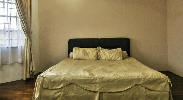Sakura Gita Guesthouse, Rezerwuj Hotel Kuching Sarawak
