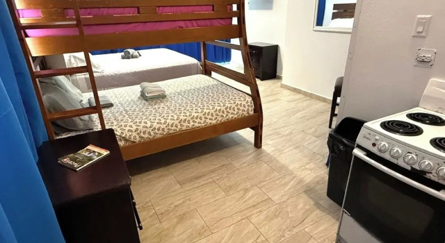 Четырёхместный люкс Deluxe с балконом и с видом на океан Ventana al Atlantico at Arecibo 681 Ocean Drive