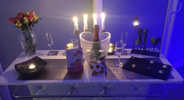 House With one Bedroom in Tournai, With Enclosed Garden and Wifi, Book Feriehus Sommerhuse i Hainaut, Hytte