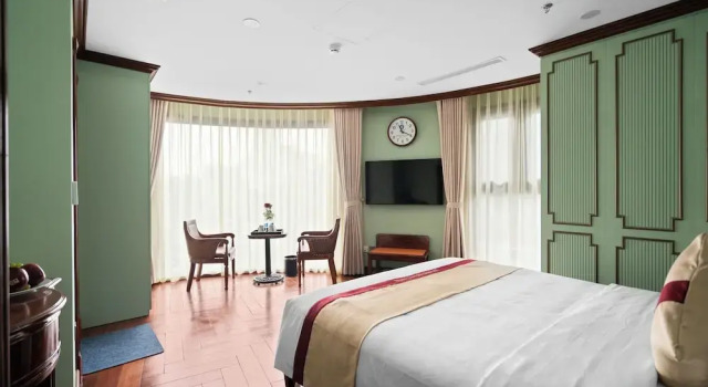 Двухместный номер Premier 12A&B Dien Bien Phu Hanoi Hotel
