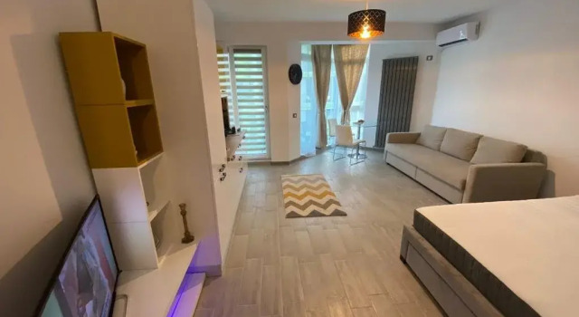 Apartamente Miramare Alezzi cm, Prenota Hotel Mamaia-Sat Constanta