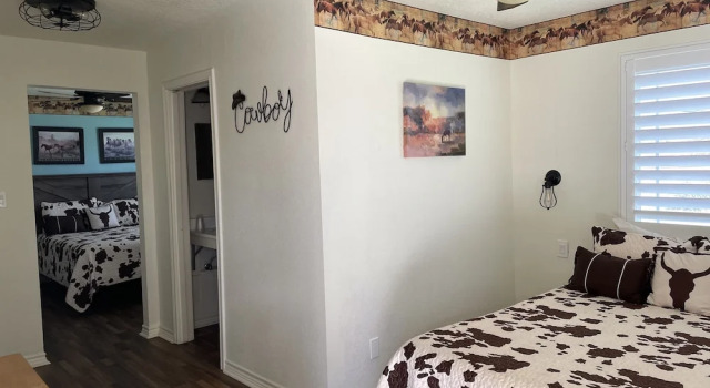 Horseshoe Riverside Lodge, Забронировать Отель Каньон-Лейк Texas Hill Country