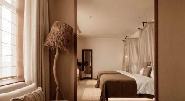 Кровать в общем номере Dalian Jinshi Designer Homestay
