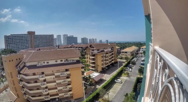 Апартаменты с видом на море Grande Caribbean Condo
