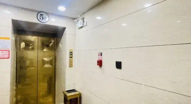 Urumqi Hegel Business Hotel, Rezerwuj Hotel Urumqi Xinjiang