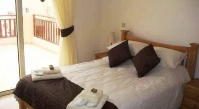 Christina Hill Top, Boek Hotel Peyia Paphos