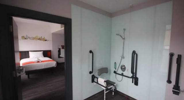 Номер Standard easyHotel Belfast