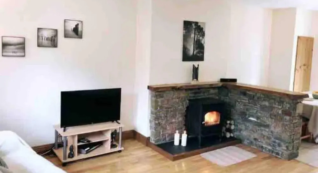 Molaga Street Retreat - 3 Bedroom House, Prenota Hotel Clonakilty 