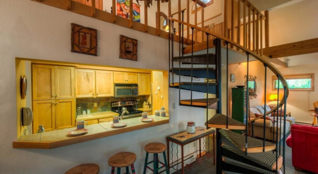 Lulu City 3F 2 Bedroom Condo By Accommodations in Telluride, Забронировать Отель Отели Telluride Ski с парковкой, Парковка