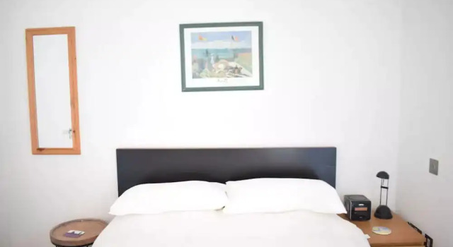 Modern 1 Bedroom With Balcony in Wandsworth, Забронировать Отель Отели Англии 3 звезды, 3*