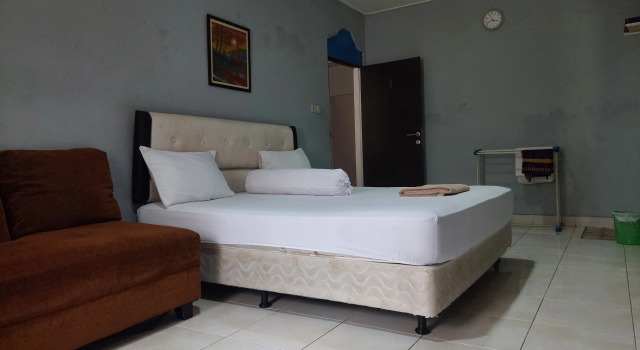 Номер Deluxe Pondok Seruni Kemanggisan Jakarta