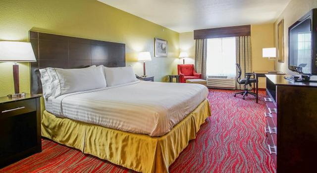 Номер Standard Holiday Inn Express Hotel & Suites Indianapolis North Carmel by IHG