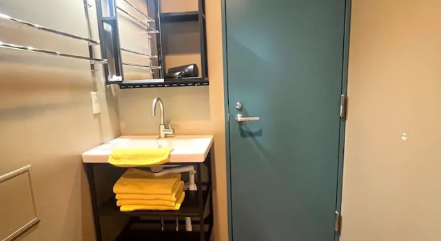 Четырёхместный номер Comfort Wasabi Mita Hotel